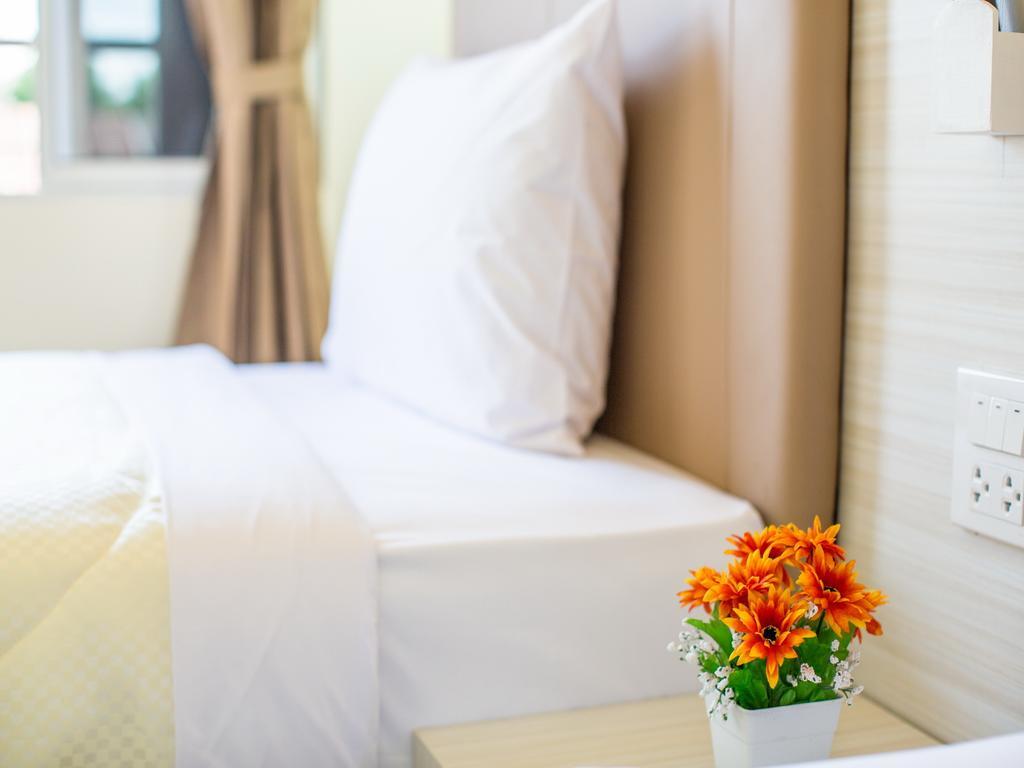 P.A. Thani Hotel Nakhon Sawan Exterior foto