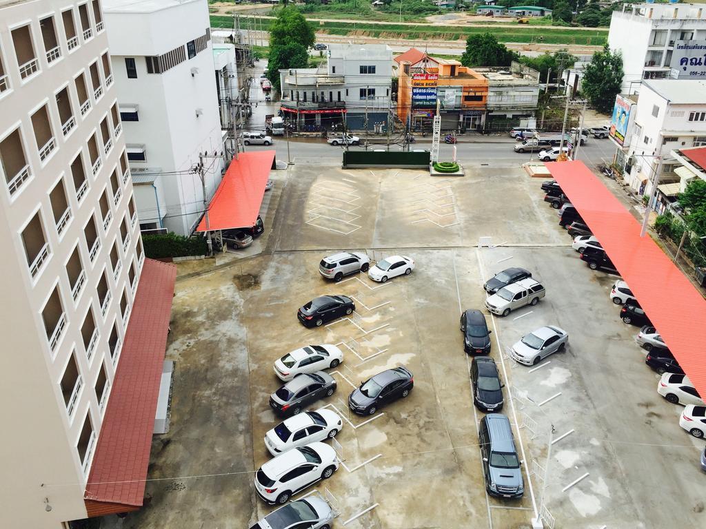 P.A. Thani Hotel Nakhon Sawan Exterior foto